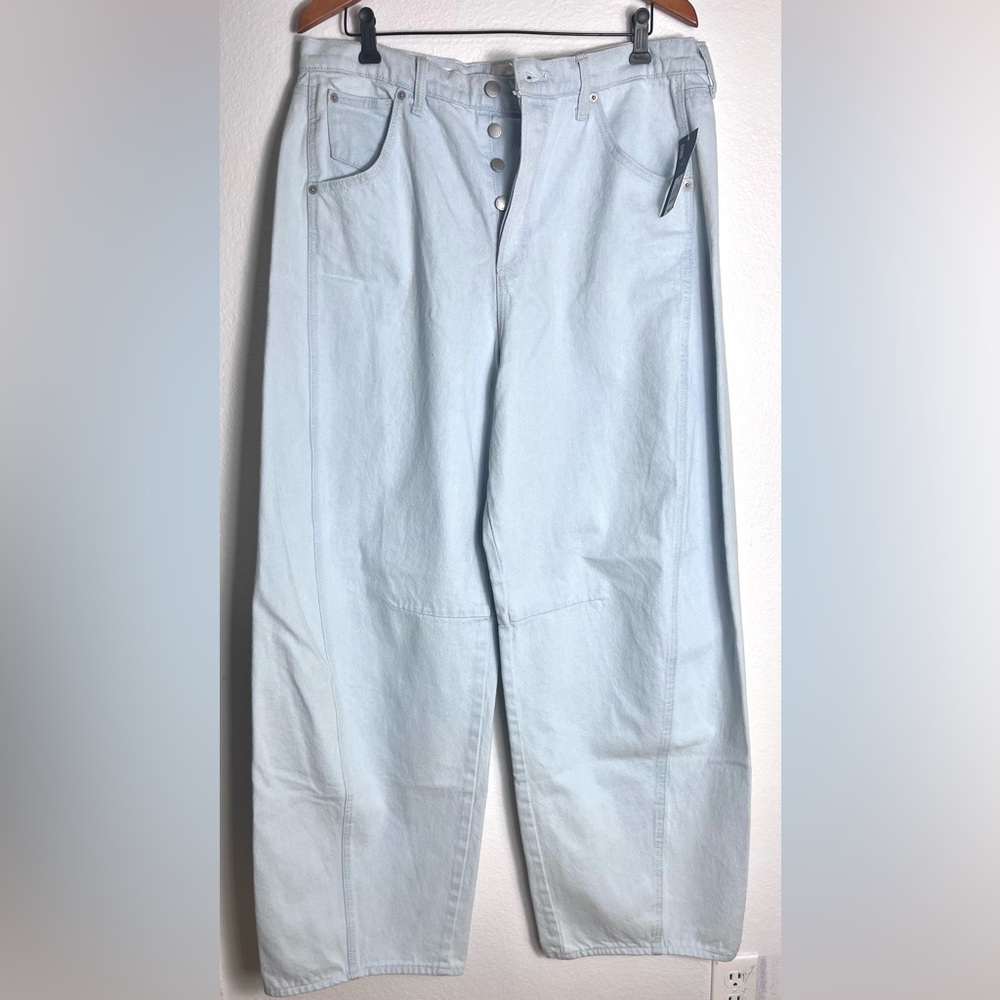 Universal Thread High Rise Curved Leg Size 14R